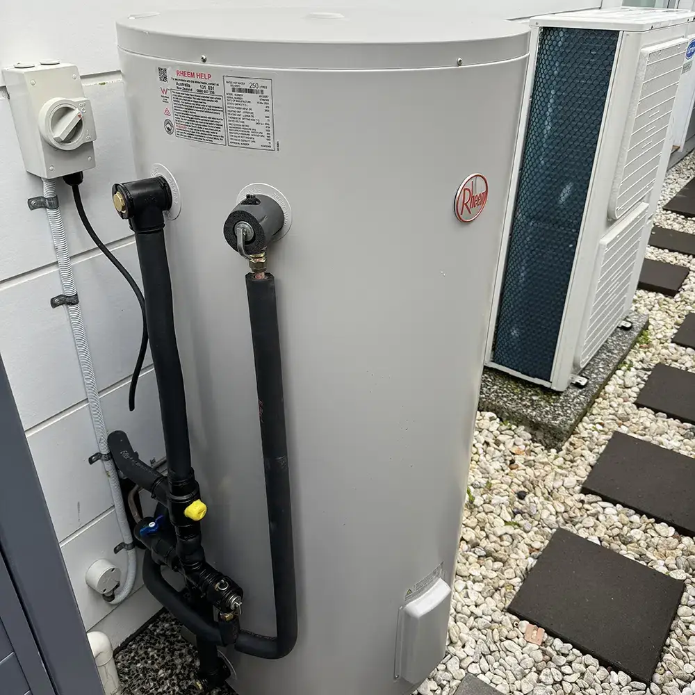 Hot-Water-Installation-Robina-SQ.webp
