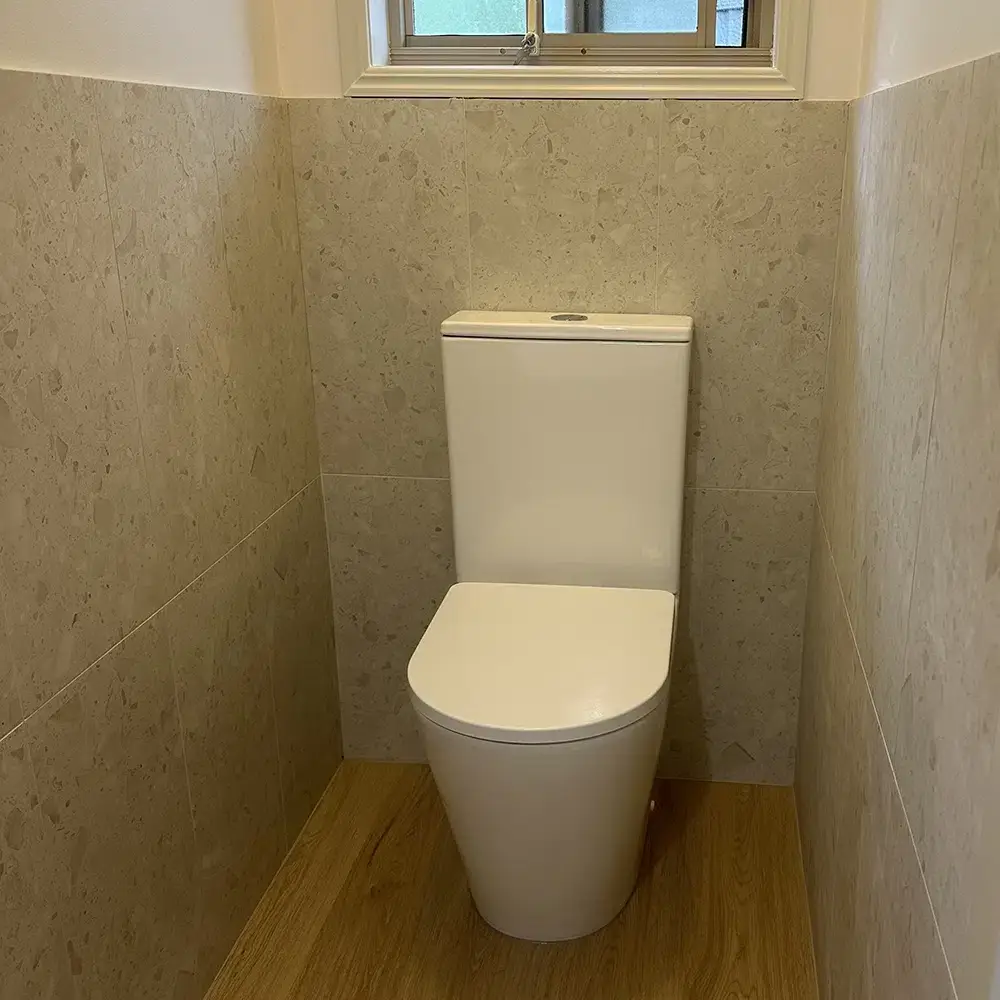Toilet-Installs-And-Repairs-03-SQ.webp